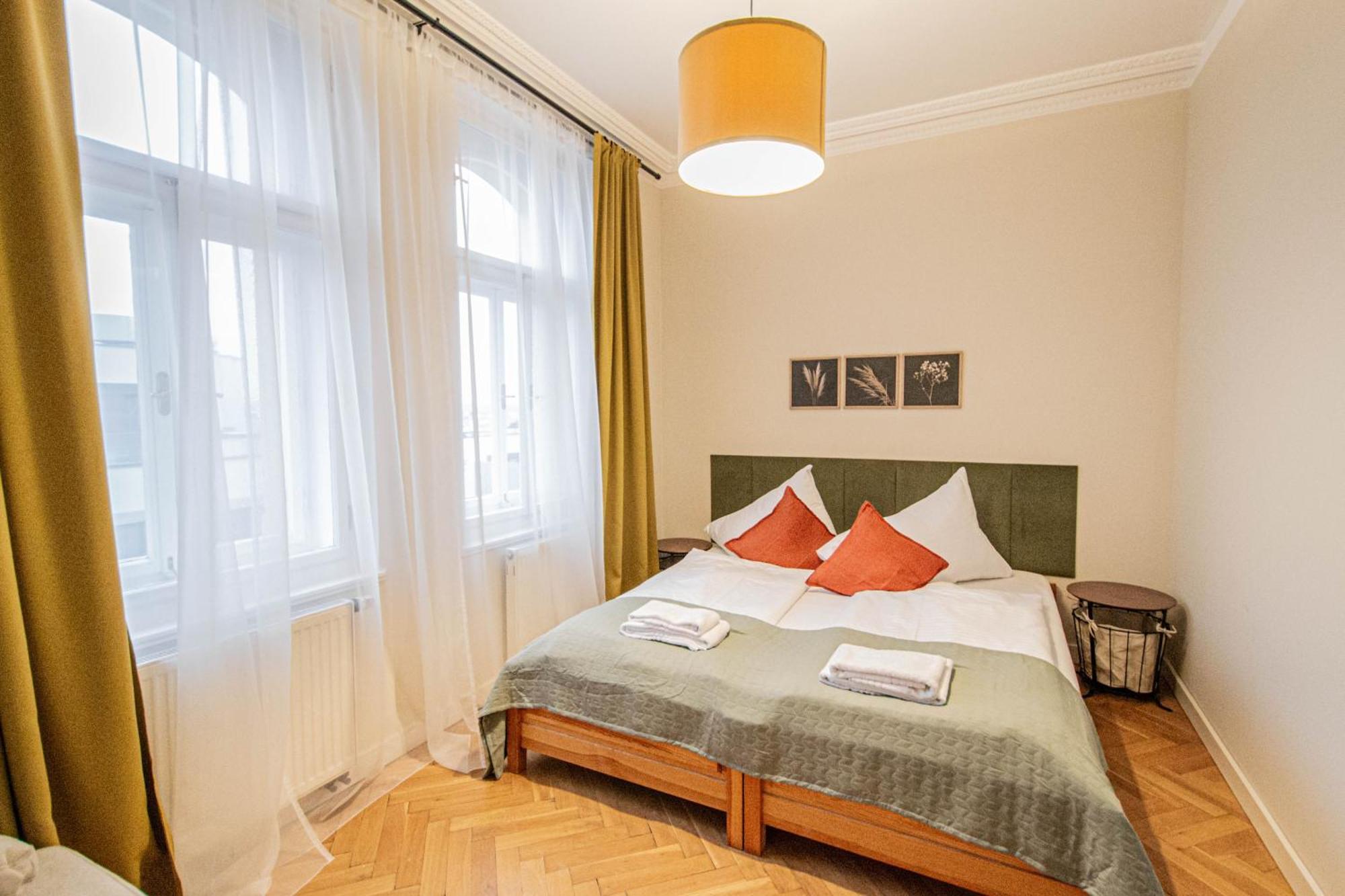 Radost Residence The Heart Of Unique Living Praag Buitenkant foto